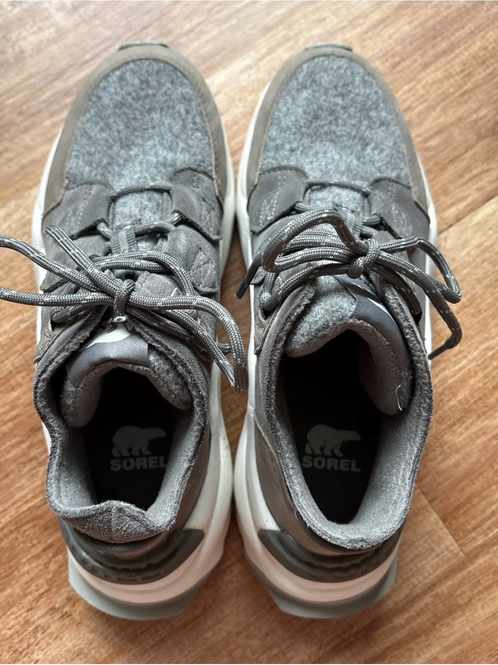 SOREL Kinetic RNEGD Caribou Waterproof Sneakers in Grey, Sz 7